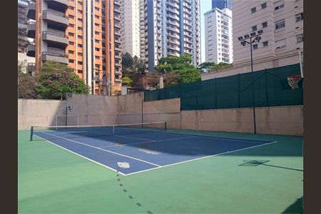 Apartamento à venda com 226m², 3 quartos e 4 vagas