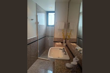 Apartamento à venda com 226m², 3 quartos e 4 vagas