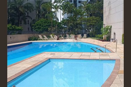 Apartamento à venda com 226m², 3 quartos e 4 vagas