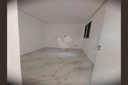 Apartamento à venda com 2 quartos, 40m² em São Lucas, São Paulo