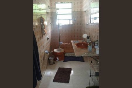 Casa à venda com 325m², 4 quartos e 5 vagas