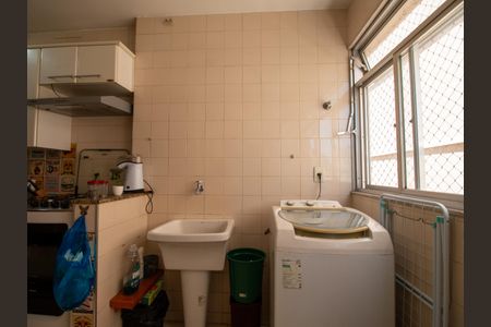 Apartamento à venda com 84m², 3 quartos e 1 vagaÁrea de Serviço