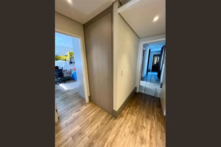 Apartamento à venda com 238m², 4 quartos e 4 vagas