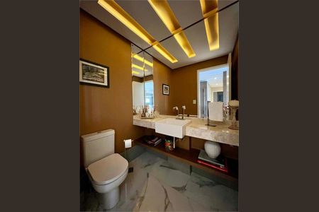 Apartamento à venda com 238m², 4 quartos e 4 vagas