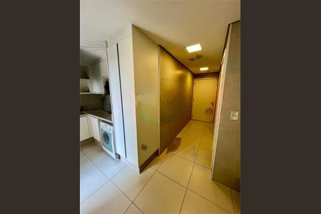 Apartamento à venda com 238m², 4 quartos e 4 vagas