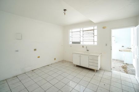 Casa à venda com 95m², 2 quartos e 2 vagasCozinha