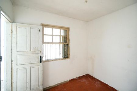 Casa à venda com 95m², 2 quartos e 2 vagasQuarto de Serviço