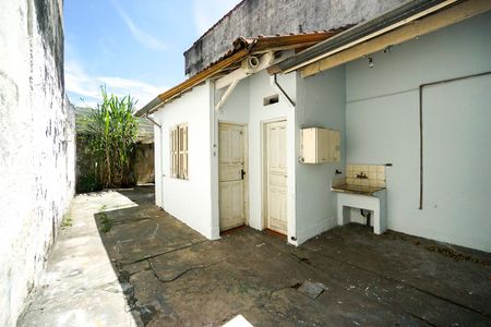 Casa à venda com 95m², 2 quartos e 2 vagasQuintal