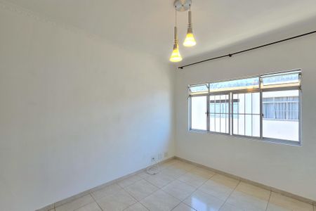 Apartamento para alugar com 69m², 2 quartos e sem vagaSala
