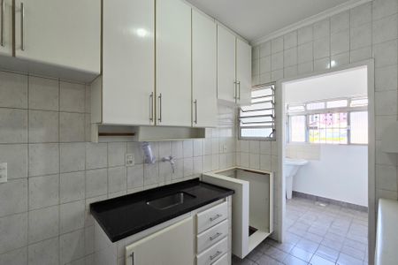 Apartamento para alugar com 69m², 2 quartos e sem vagaCozinha