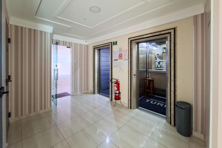 Apartamento para alugar com 67m², 2 quartos e 2 vagas Apartamento para alugar com 67m², 2 quartos e 2 vagasHall de entrada