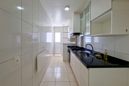 Apartamento para alugar com 67m², 2 quartos e 2 vagas Apartamento para alugar com 67m², 2 quartos e 2 vagasCozinha