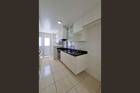 Apartamento para alugar com 67m², 2 quartos e 2 vagas Apartamento para alugar com 67m², 2 quartos e 2 vagasCozinha