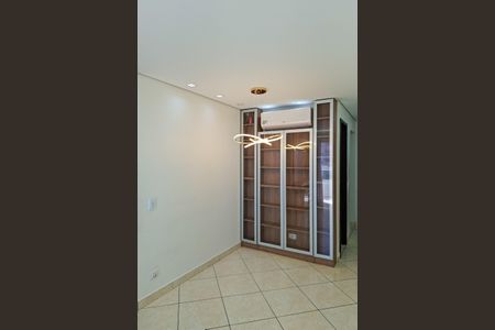 Apartamento para alugar com 67m², 2 quartos e 2 vagas Apartamento para alugar com 67m², 2 quartos e 2 vagasSala