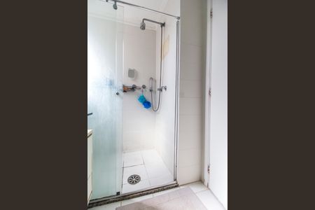 Apartamento à venda com 131m², 3 quartos e 2 vagas Apartamento à venda com 131m², 3 quartos e 2 vagasBanheiro da Suíte