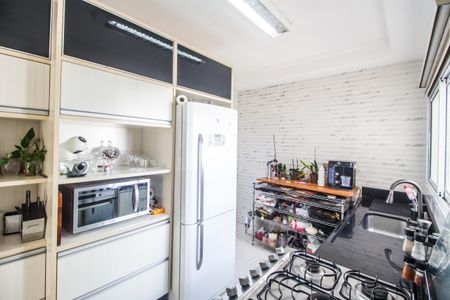 Apartamento à venda com 131m², 3 quartos e 2 vagas Apartamento à venda com 131m², 3 quartos e 2 vagasCozinha