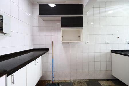 Apartamento à venda com 76m², 2 quartos e 1 vagaCozinha