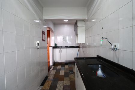 Apartamento à venda com 76m², 2 quartos e 1 vagaCozinha