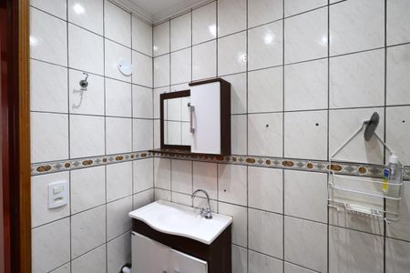 Apartamento à venda com 76m², 2 quartos e 1 vagaBanheiro