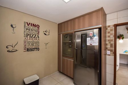Casa para alugar com 190m², 3 quartos e 2 vagasCozinha