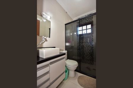 Casa para alugar com 190m², 3 quartos e 2 vagasBanheiro