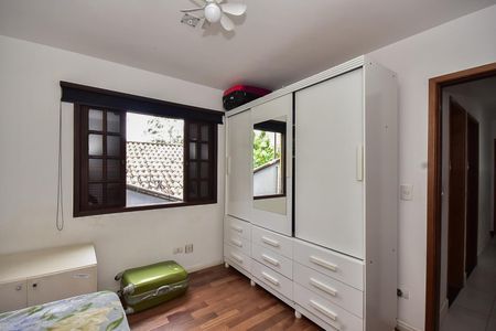 Casa para alugar com 190m², 3 quartos e 2 vagasQuarto 1