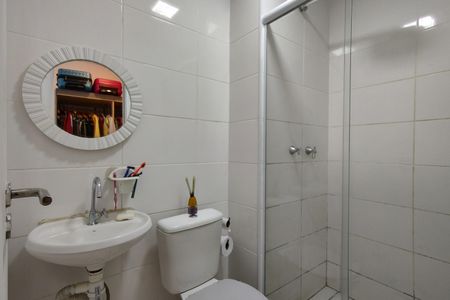 Apartamento para alugar com 54m², 2 quartos e 1 vaga Apartamento para alugar com 54m², 2 quartos e 1 vagaBanheiro da Suíte