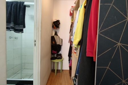 Apartamento para alugar com 54m², 2 quartos e 1 vaga Apartamento para alugar com 54m², 2 quartos e 1 vagaCloset