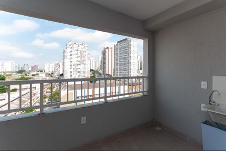 Apartamento para alugar com 37m², 2 quartos e sem vaga Apartamento para alugar com 37m², 2 quartos e sem vagaVaranda
