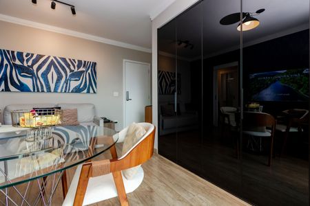 Apartamento à venda com 46m², 1 quarto e 1 vaga Apartamento à venda com 46m², 1 quarto e 1 vagaSala