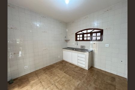 Casa para alugar com 240m², 3 quartos e 1 vagaCozinha