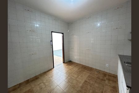 Casa para alugar com 240m², 3 quartos e 1 vagaCozinha