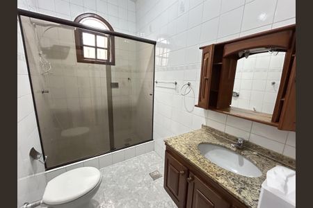 Casa para alugar com 240m², 3 quartos e 1 vagaBanheiro 1