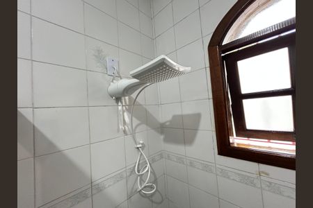 Casa para alugar com 240m², 3 quartos e 1 vagaChuveiro