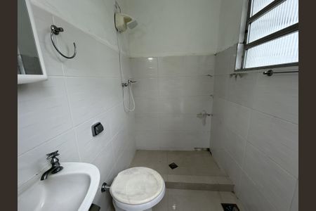 Casa para alugar com 240m², 3 quartos e 1 vagaBanheiro 2