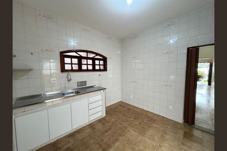 Casa para alugar com 240m², 3 quartos e 1 vagaCozinha