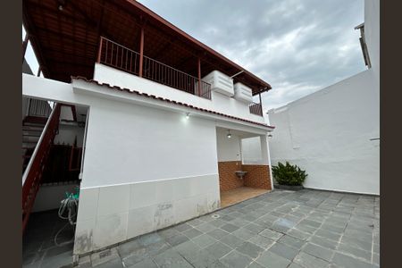 Casa para alugar com 240m², 3 quartos e 1 vagaQuintal