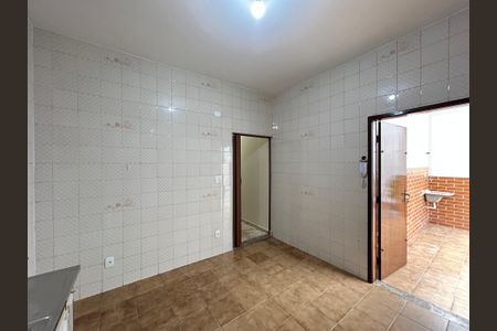 Casa para alugar com 240m², 3 quartos e 1 vagaCozinha