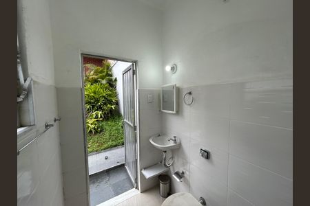 Casa para alugar com 240m², 3 quartos e 1 vagaBanheiro 2