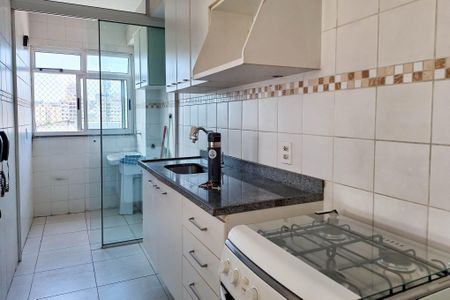 Apartamento à venda com 55m², 2 quartos e 1 vaga Apartamento à venda com 55m², 2 quartos e 1 vagaCozinha