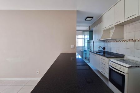 Apartamento à venda com 55m², 2 quartos e 1 vaga Apartamento à venda com 55m², 2 quartos e 1 vagaCozinha