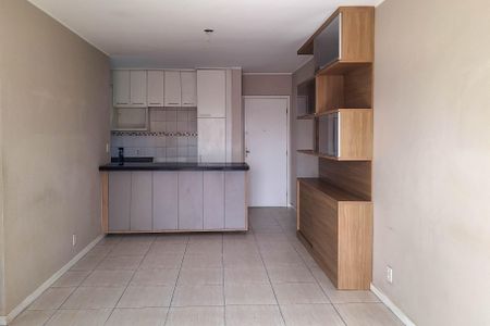 Apartamento à venda com 55m², 2 quartos e 1 vaga Apartamento à venda com 55m², 2 quartos e 1 vagaSala