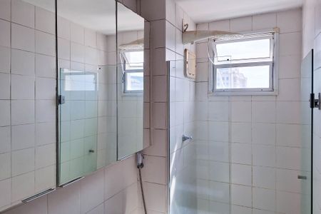 Apartamento à venda com 55m², 2 quartos e 1 vaga Apartamento à venda com 55m², 2 quartos e 1 vagaBanheiro Social