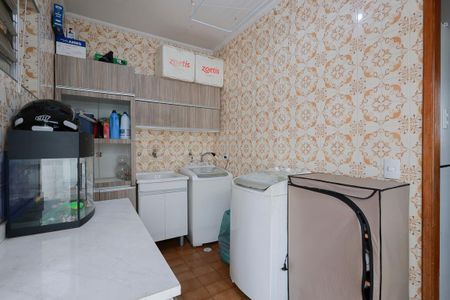 Casa para alugar com 175m², 4 quartos e 2 vagasÁrea de serviço