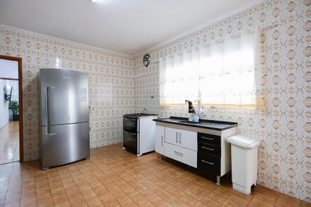 Casa para alugar com 175m², 4 quartos e 2 vagasCozinha