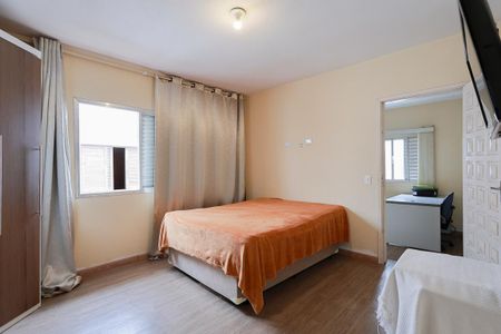 Casa para alugar com 175m², 4 quartos e 2 vagasQuarto 1