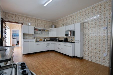 Casa para alugar com 175m², 4 quartos e 2 vagasCozinha