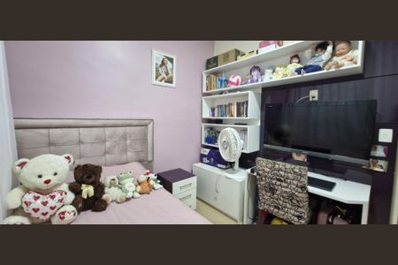 Casa à venda com 195m², 3 quartos e 3 vagas Casa à venda com 195m², 3 quartos e 3 vagasQuarto