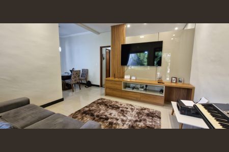 Sala de casa à venda com 3 quartos, 195m² em Vale Verde Ville, Lagoa Santa