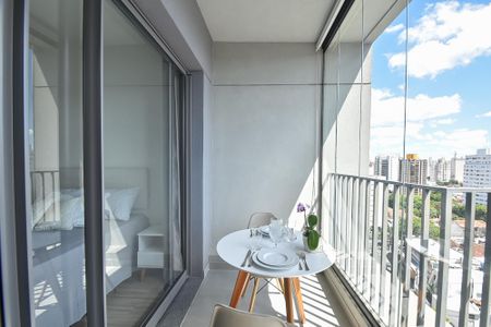Varanda de kitnet/studio à venda com 1 quarto, 27m² em Vila Mariana, São Paulo